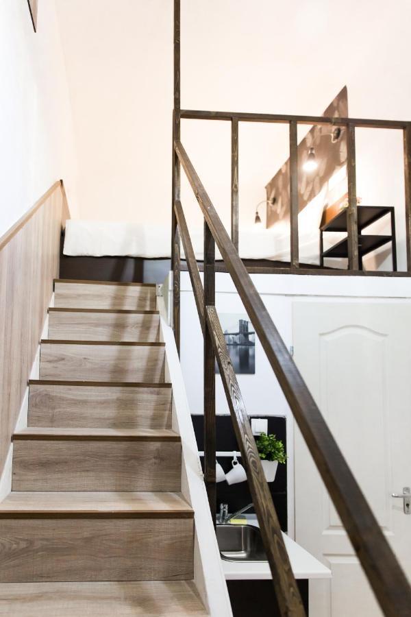 Modern Budget Lofts In The City Centre Budapest Exteriör bild