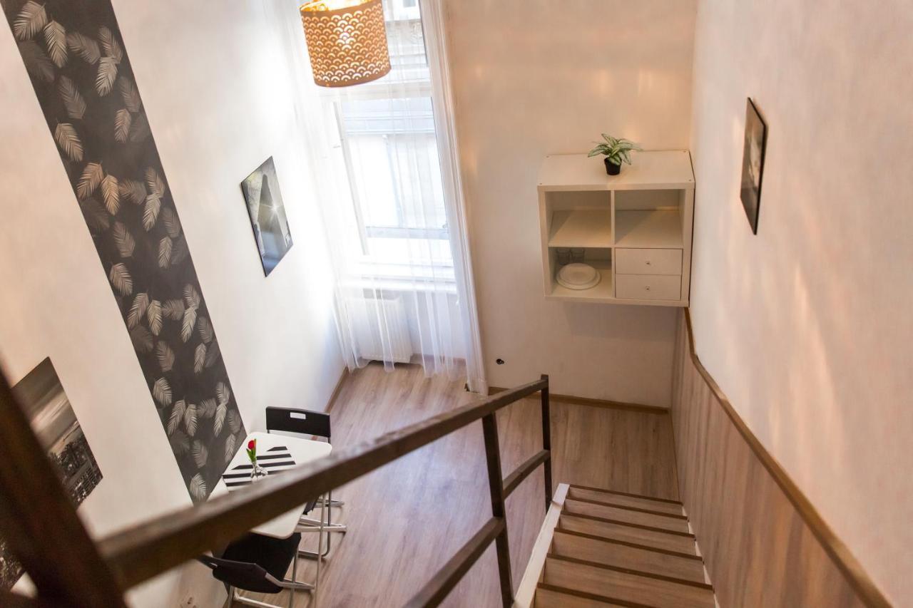Modern Budget Lofts In The City Centre Budapest Exteriör bild